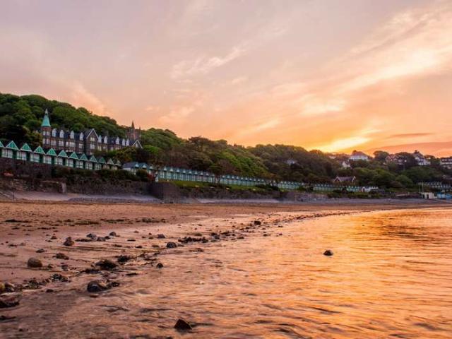Apartment for rent in Rotherslade, Newton