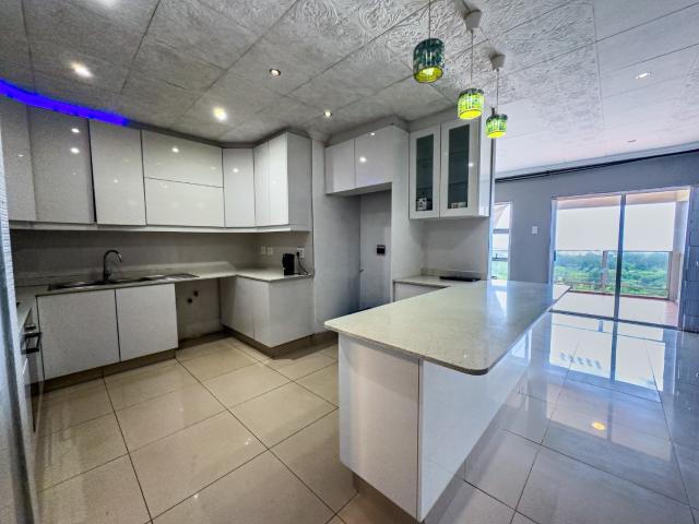 Apartment for sale in Seaview, Kwazulu-natal