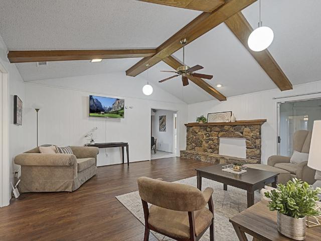 Apartment for rent in Desoto, Texas