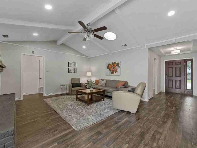 Apartment for rent in Desoto, Texas