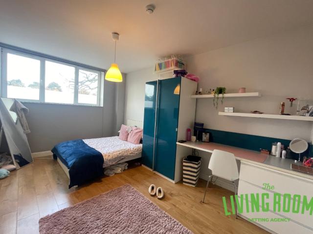 Apartment for rent in Maindy, Cardiff