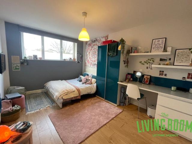 Apartment for rent in Maindy, Cardiff