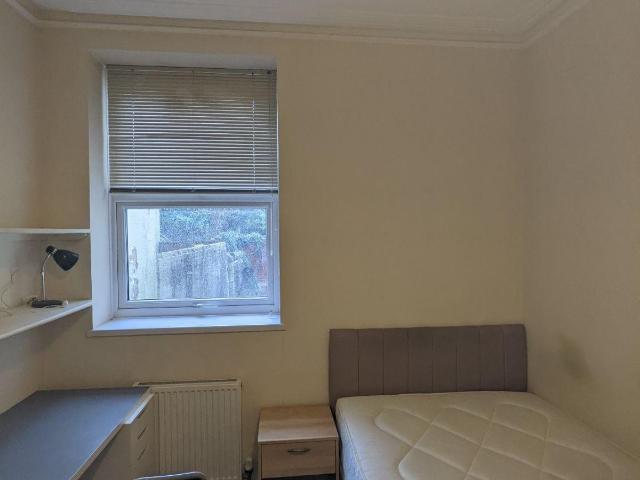 Apartment for rent in Plasnewydd, Falcon Lodge