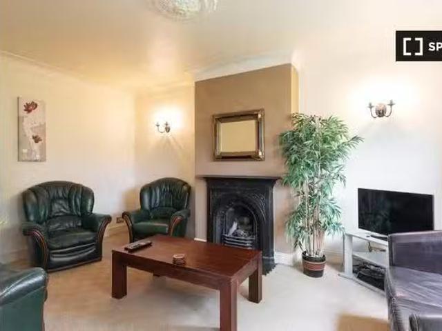 Apartment to rent in Lucan, North Tipperary
