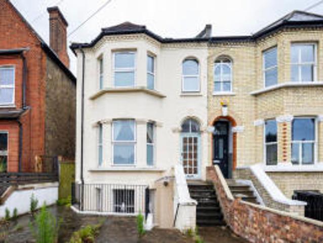 Apartment for rent in Balham, Greater London