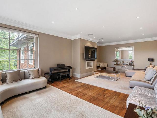 Flat for sale in St. John's Wood, Isle Of Man