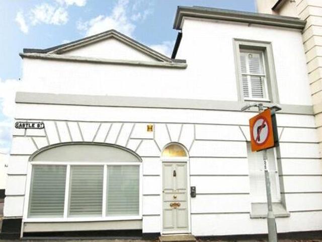 House for sale in Reading