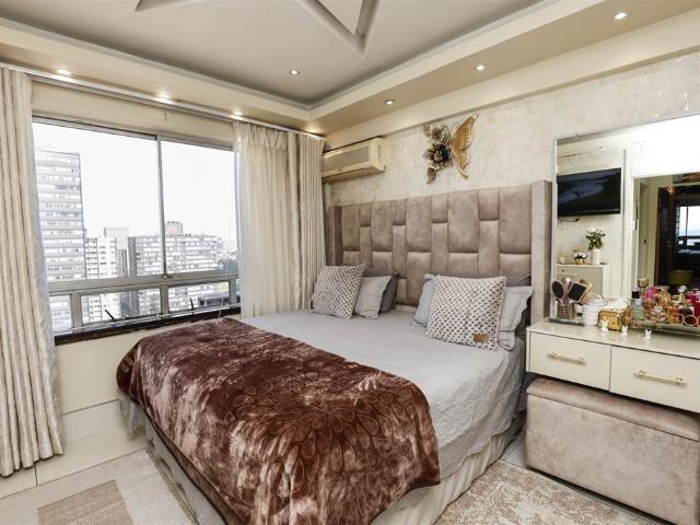 Apartment for sale in Seaview, Kwazulu-natal