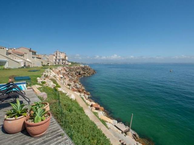Apartment for sale in Cape St Francis, Eastern Cape