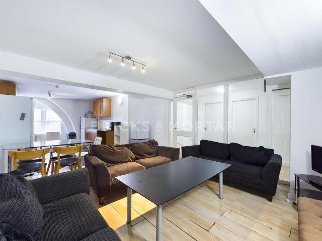 Flat for rent in Grainger Town, Isle Of Man