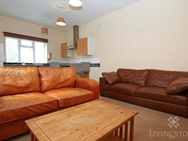 Apartment for rent in Highfields, Old Wharf