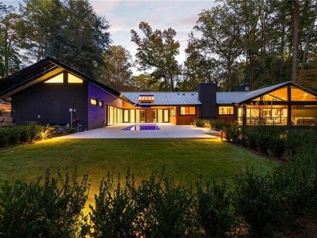 House for sale in Sandy Springs, Georgia