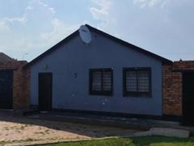 House for sale in Vosloorus, Gauteng
