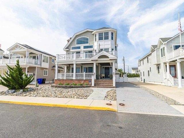 House for sale in Avalon, New Jersey