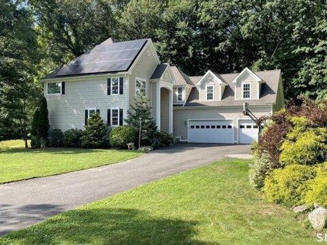 House for sale in Avon, Connecticut