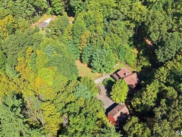 House for sale in Barkhamsted, Connecticut