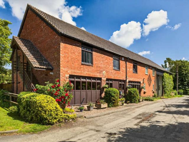 Farm for sale in Bartestree
