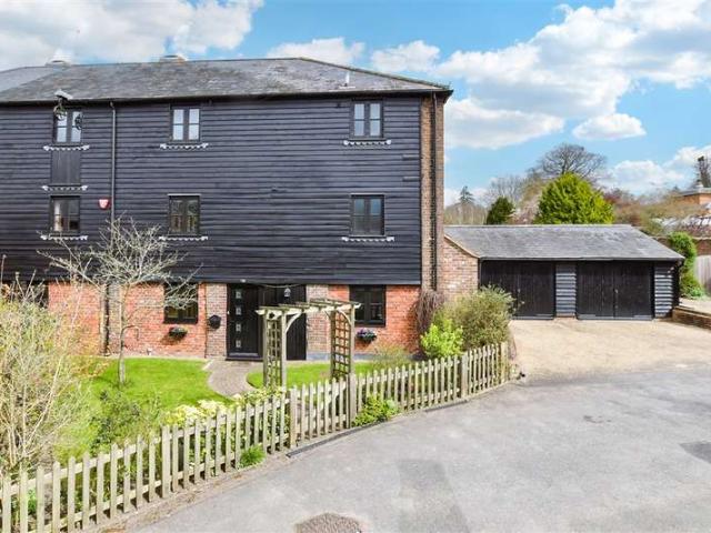 Land for sale in Midway, Kent
