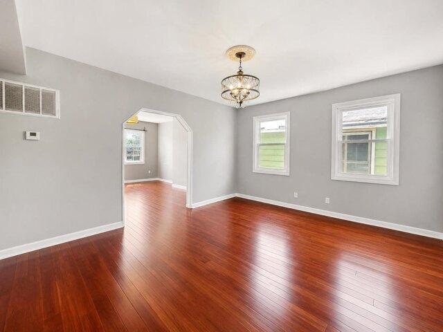 House for sale in Hudson, New Jersey