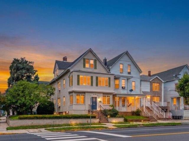 House for sale in Hudson, New Jersey
