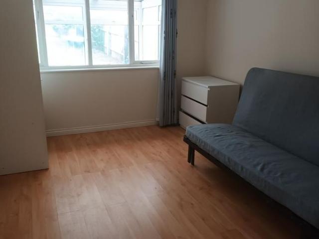 Studio for rent in Bradwell Common, Milton Keynes