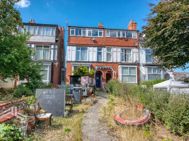 Apartment for sale in St Annes, Fylde