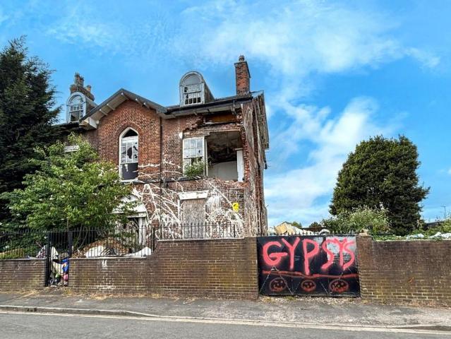 Flat for sale in New Bold, St Helens