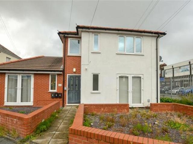 House for sale in Whitby, Rossmore