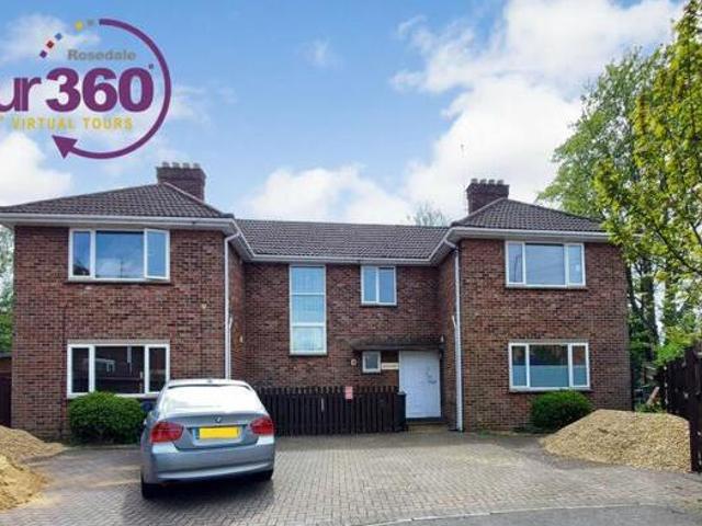 House for sale in Peterborough, Cambridgeshire and Peterborough