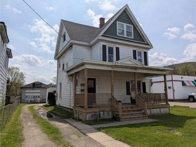 House for sale in Bradford, Pennsylvania