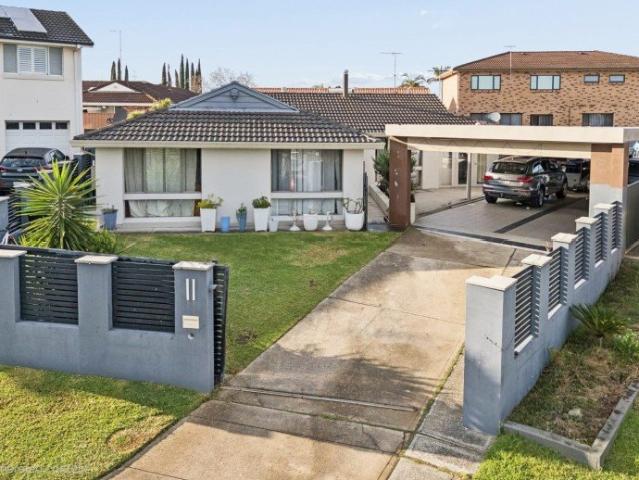 House for sale in Hinchinbrook, Sydney
