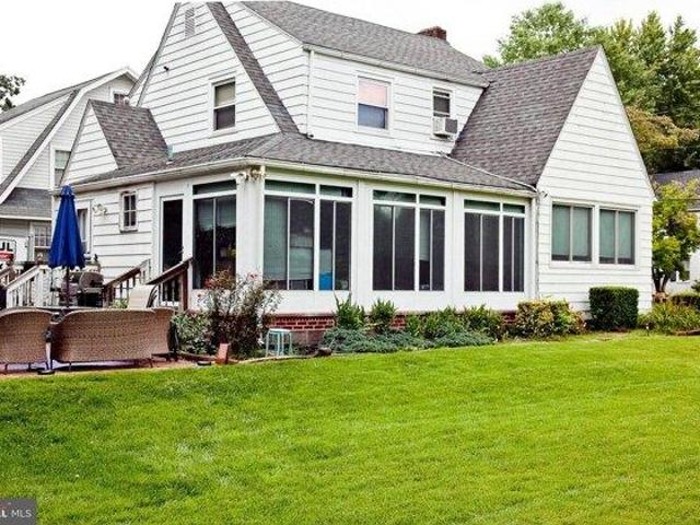 House for sale in Bridgeton, New Jersey