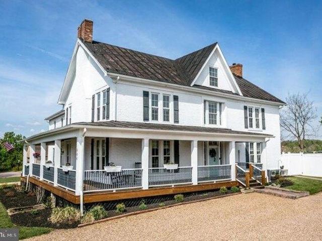 House for sale in Broadway, Virginia