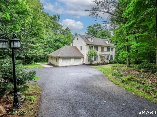 House for sale in Brookfield, Connecticut