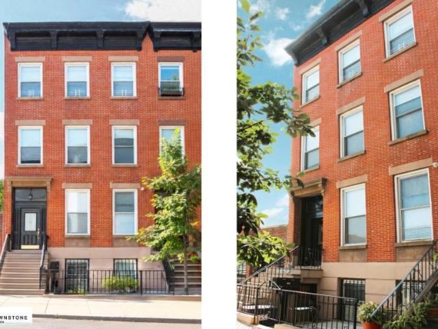 Townhouse for sale in Arverne, New York