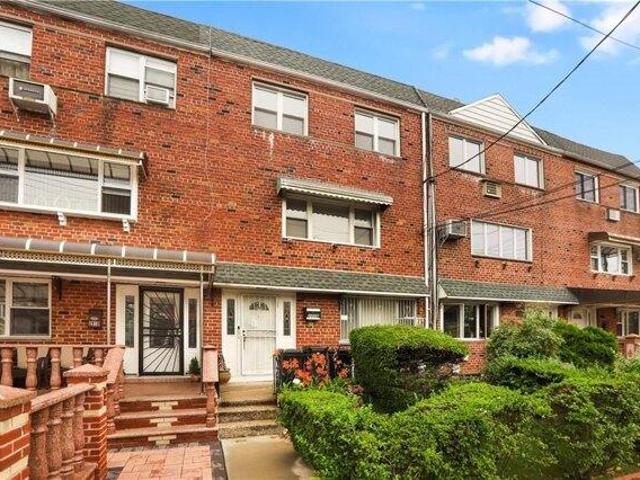 House for sale in Arverne, New York