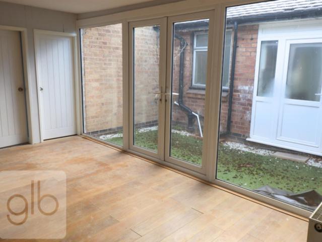 Bungalow for rent in New Bilton, Warwickshire