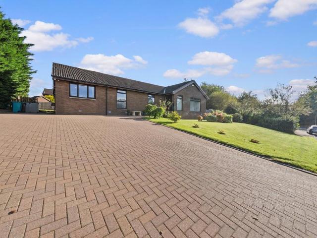 Bungalow for sale in Craiglinn, Cumbernauld