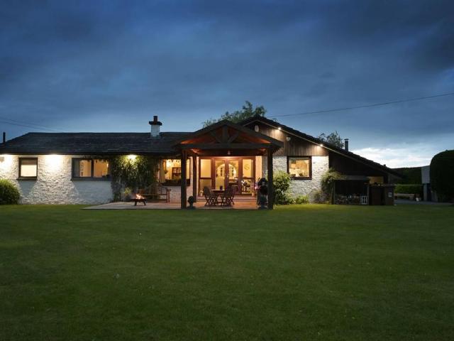 Bungalow for sale in Winchburgh, Faucheldean