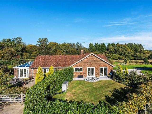 Bungalow for sale in Hillview, Surrey
