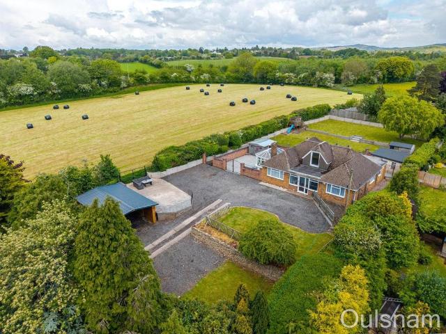 Bungalow for sale in Catshill and North Marlbrook CP, Bromsgrove