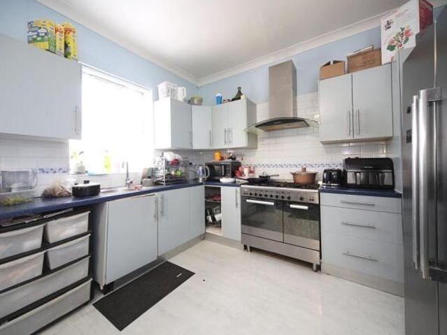 Bungalow for sale in Spring Park, Luton
