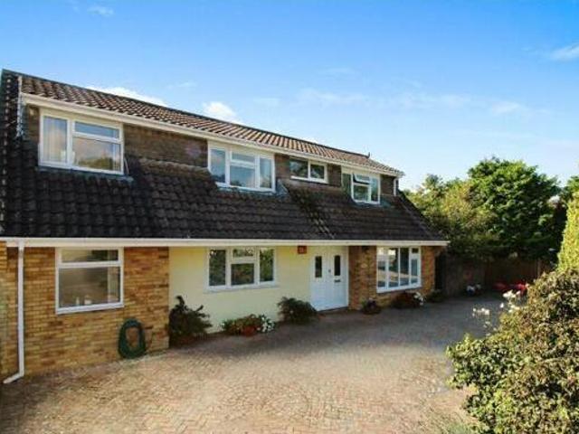 House for sale in Spring Vale, Hampshire