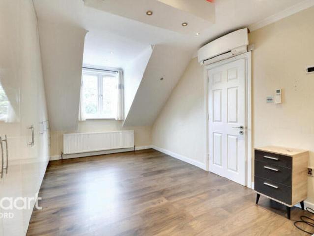 Bungalow for sale in Ilford, Greater London