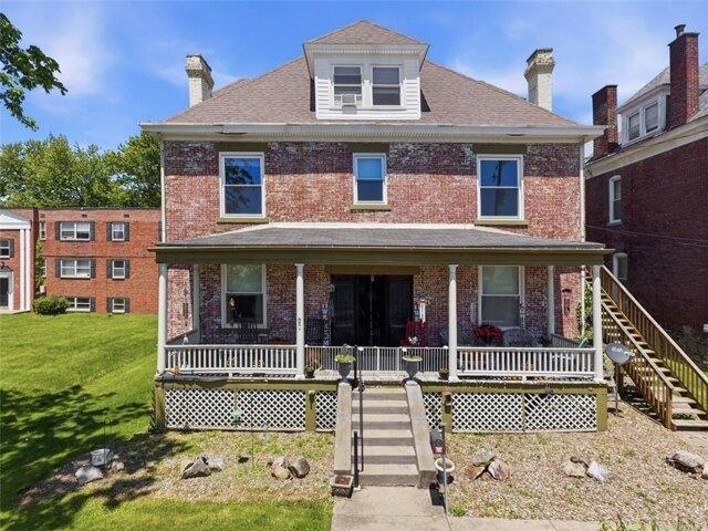 House for sale in Canonsburg, Pennsylvania