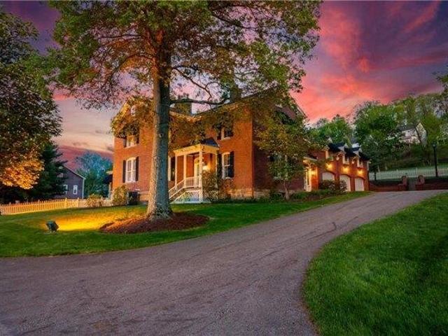 House for sale in Strabane, Pennsylvania