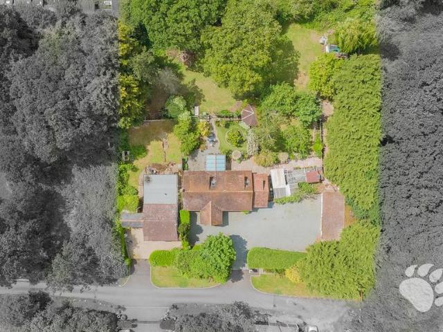 House for sale in Ramsden Bellhouse, Essex