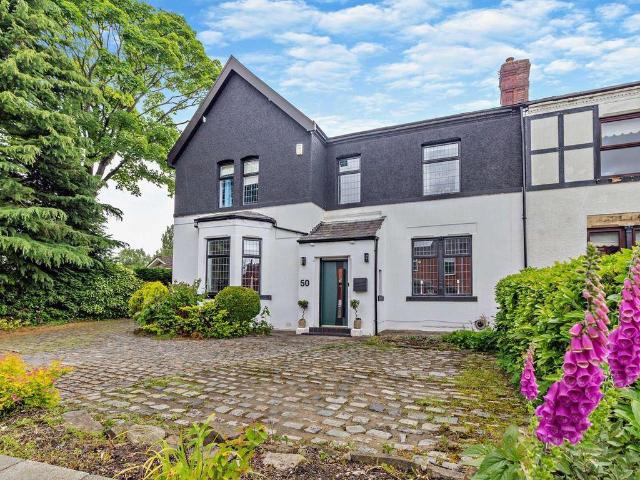 House for sale in Pennington Green, Wigan