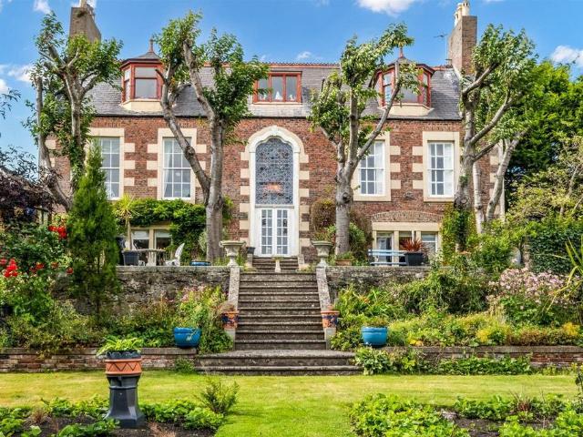 House for sale in Ferryden, Scotland