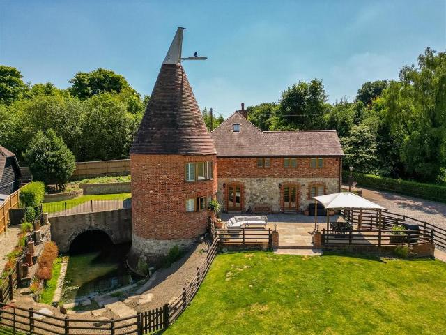 House for sale in Bourne Vale, Kent